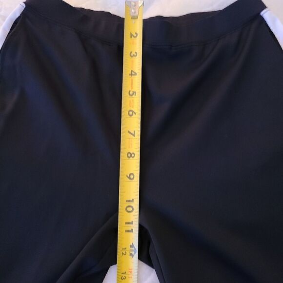 Tail Athletic Jacket and Pant Warm-up Set in Black & White Small - Picture 13 of 15